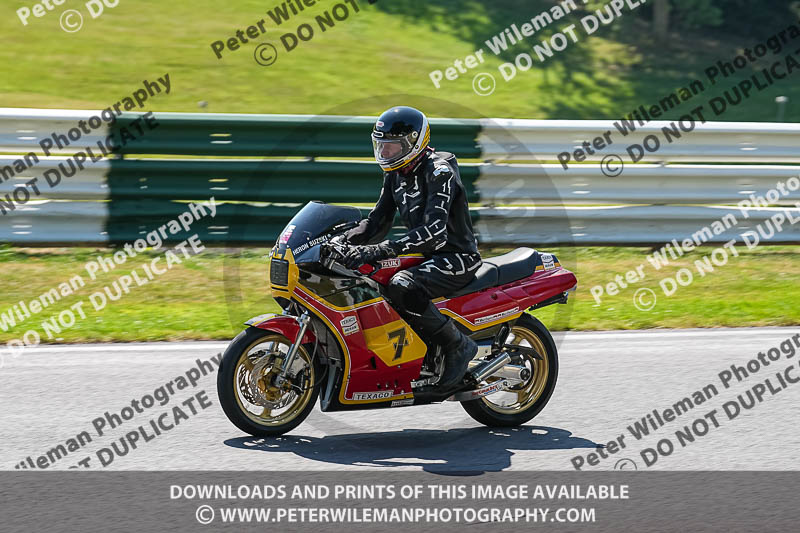 cadwell park;cadwell park photographs;cadwell trackday photographs;enduro digital images;event digital images;eventdigitalimages;peter wileman photography;racing digital images;trackday digital images;trackday photos